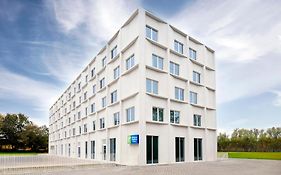 Holiday Inn Express & Suites Ghent By Ihg